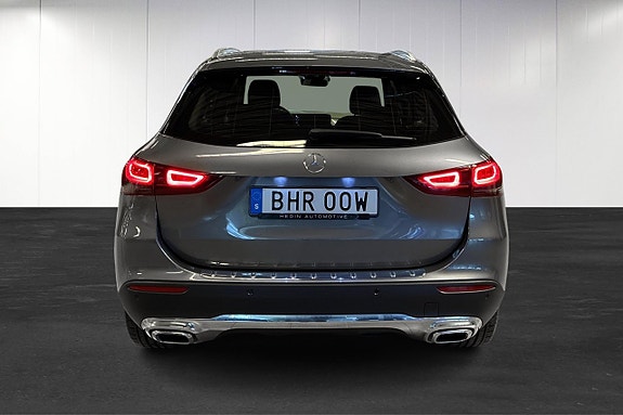 Mercedes-Benz GLA 200 6 of 23