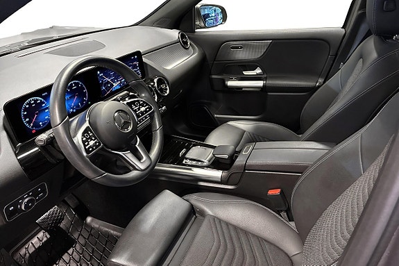 Mercedes-Benz GLA 200 9 of 23