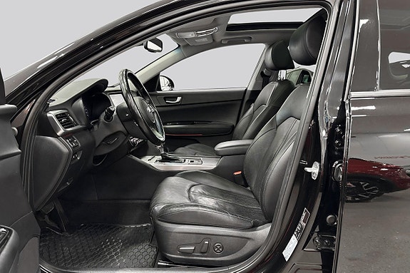 Kia Optima 8 of 28