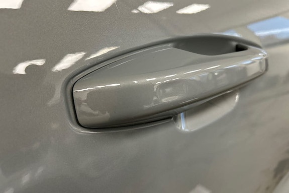 Volvo XC40 28 of 30