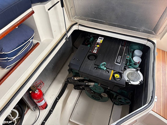 Aquador 26 HT / D4 Nyrenoverad/Bra Spec 2 of 12