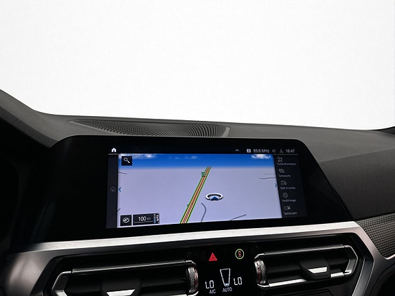 BMW 330e 19 of 30