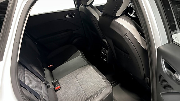Renault Captur 5 of 12