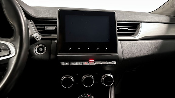 Renault Captur 12 of 12