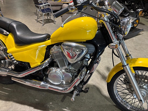 Honda VT600C Shadow 9 of 12