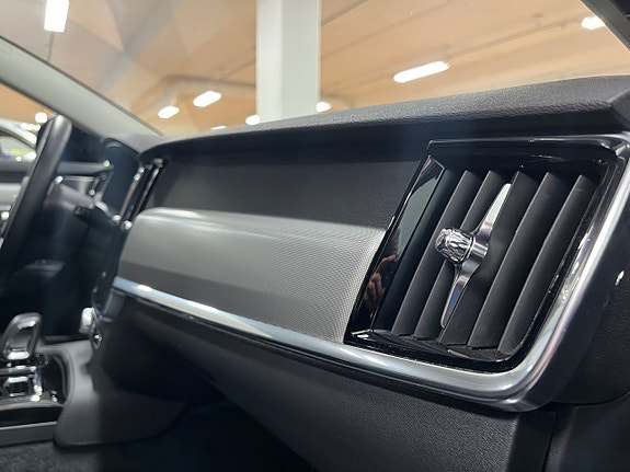 Volvo V90 19 of 25