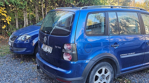 Volkswagen Touran Cross 5 of 5