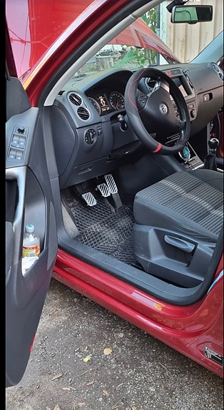 Volkswagen Tiguan 3 of 7