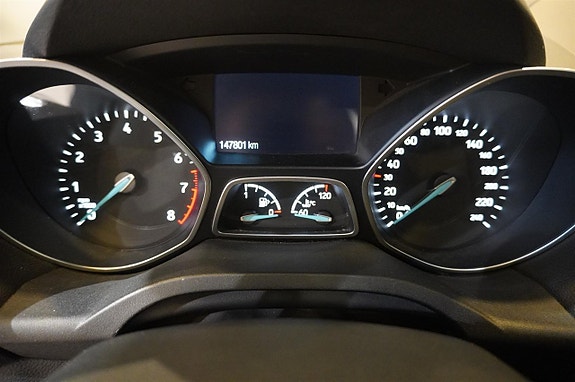Ford Kuga 14 of 15