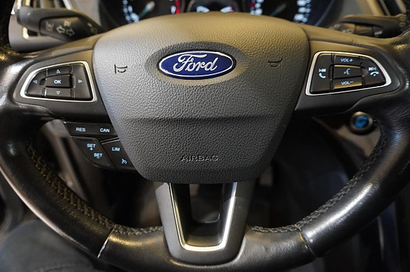 Ford Kuga 15 of 15