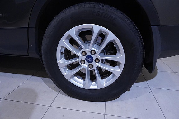 Ford Kuga 8 of 15