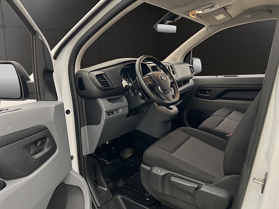 Toyota Proace 13 of 30