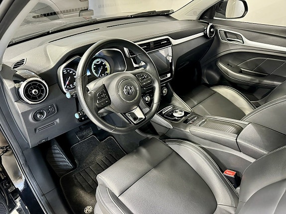 MG ZS EV 6 of 13