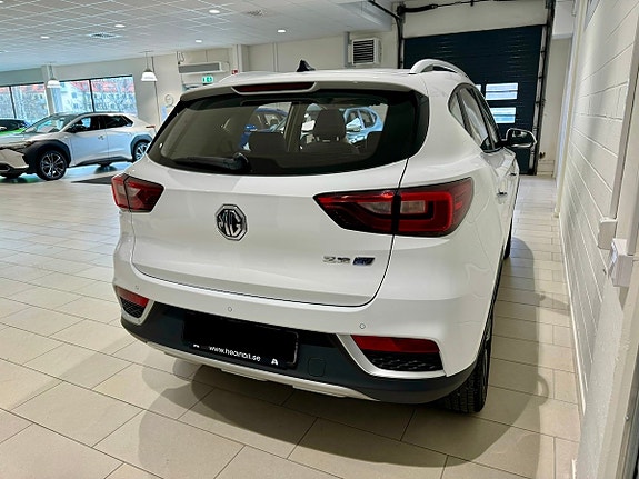 MG ZS EV 4 of 13