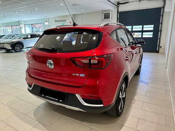 MG ZS EV 4 of 14