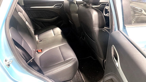 MG ZS EV 5 of 9