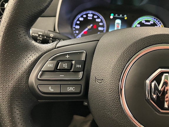 MG ZS 13 of 15