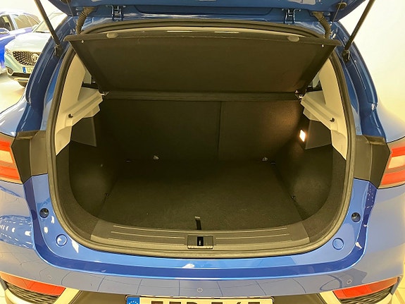 MG ZS 4 of 15