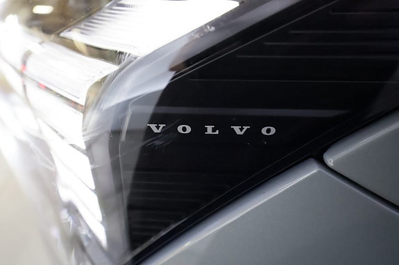Volvo EX30 11 of 30