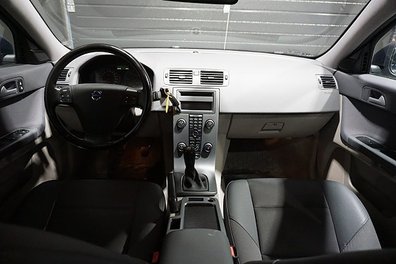 Volvo S40 12 of 20