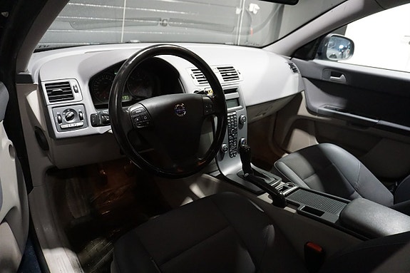 Volvo S40 13 of 20