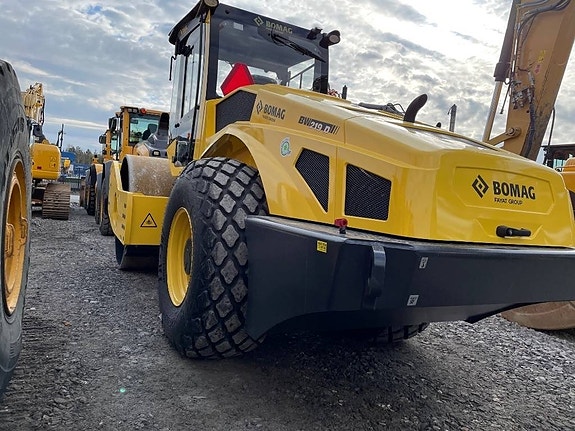 Bomag BW219D-5 Uthyres/For Rental 2 of 2
