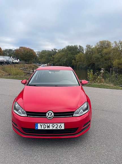 Volkswagen Golf VII