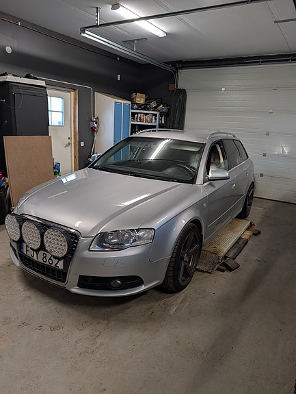Audi A4 3 of 6