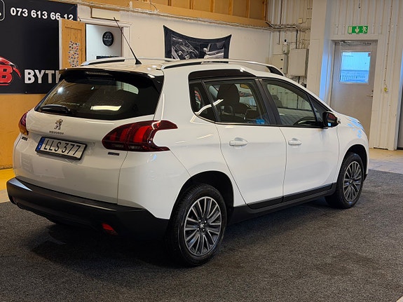 Peugeot 2008 4 of 15