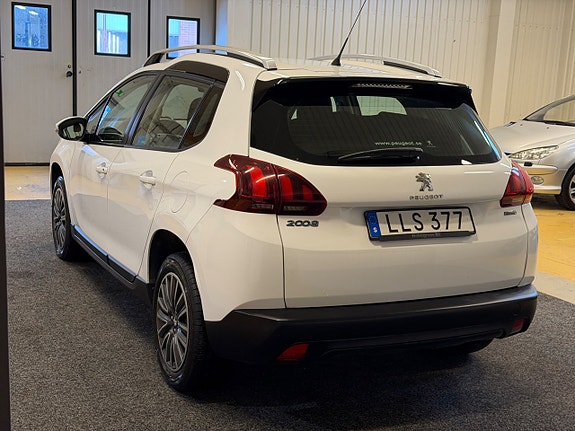 Peugeot 2008 5 of 15