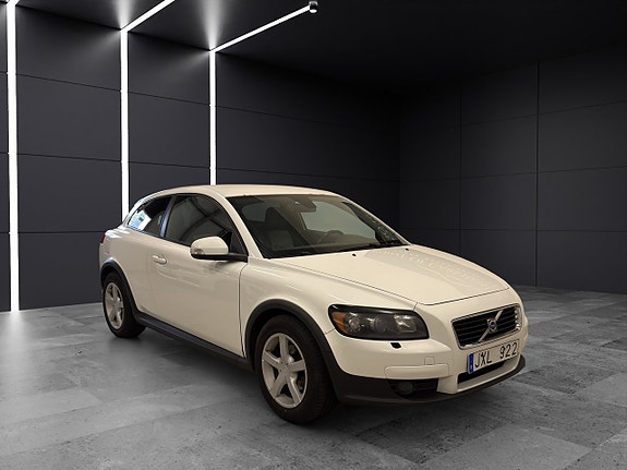 Volvo C30 8 of 25