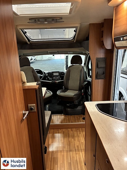 Weinsberg R58 4 of 10