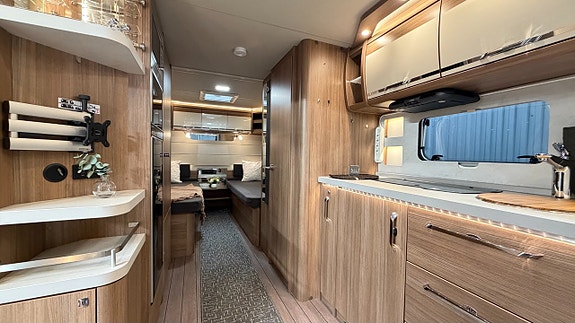 Knaus 590 UE Scandinavian Selection 10 of 18