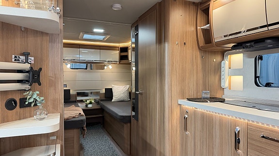 Knaus 590 UE Scandinavian Selection 11 of 18