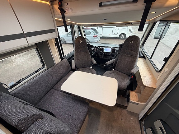Dethleffs Globebus i 4 Automat, Litium, solceller, Långbäddar 8 of 14