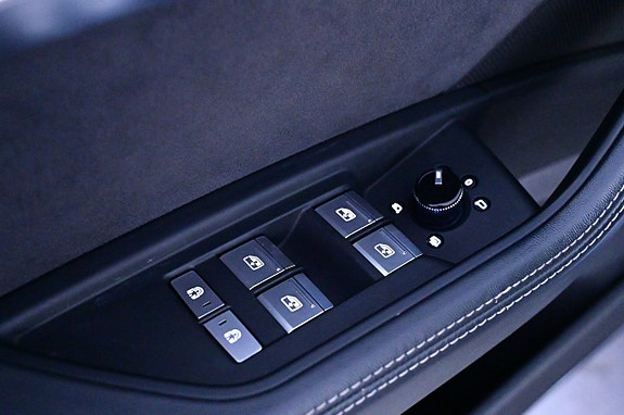 Audi Q8 e-tron 11 of 27