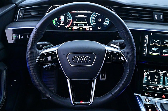 Audi Q8 e-tron 7 of 27