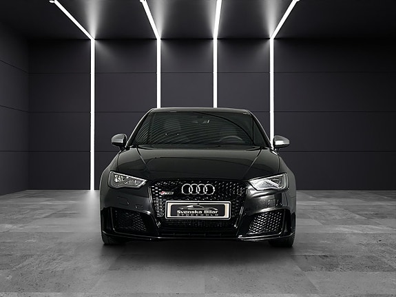 Audi RS3 2 of 20