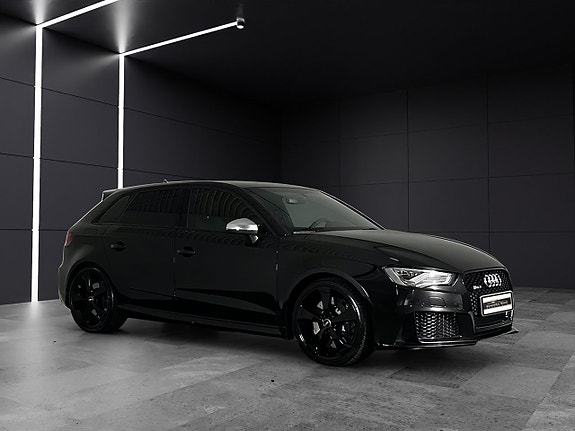 Audi RS3 3 of 20