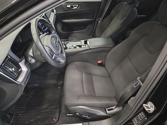 Volvo V60 14 of 21