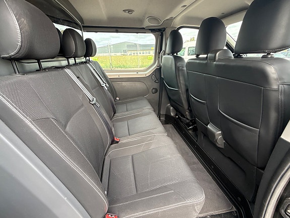 Renault Trafic 7 of 8