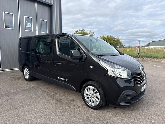 Renault Trafic 2 of 8
