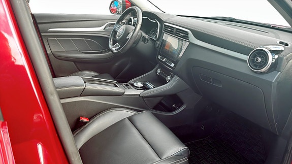 MG ZS 3 of 12
