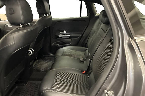 Mercedes-Benz EQA300 9 of 26