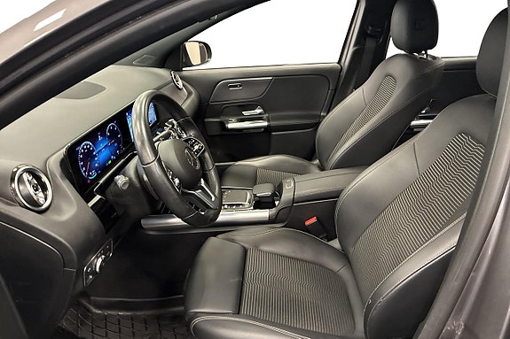 Mercedes-Benz EQA300 7 of 26