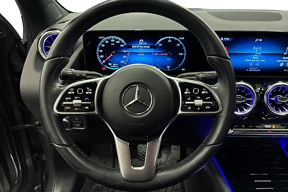 Mercedes-Benz EQA300 16 of 26