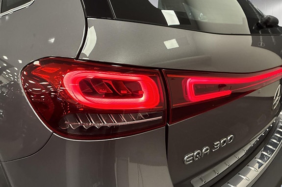 Mercedes-Benz EQA300 26 of 26