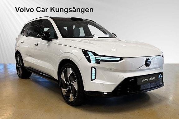 Volvo EX90 6 of 28