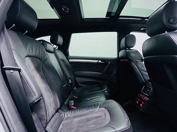 Audi Q7 8 of 27