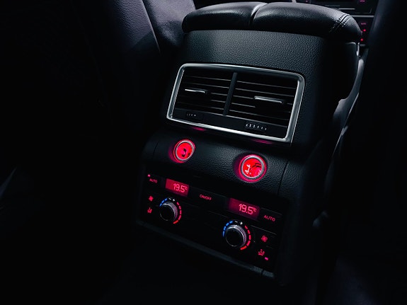 Audi Q7 9 of 27